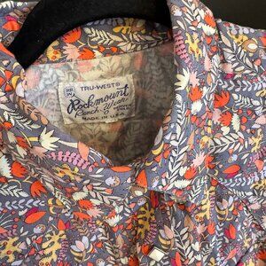 NWOT Men's ranch wear shirt with square snap buttons